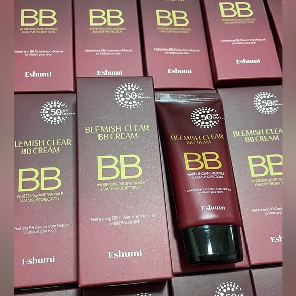 Eshumi Blemish Clear BB Cream SPF50+PA++++ 50g - Picture 6 of 11
